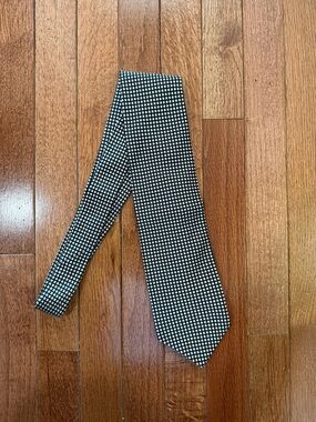 Brooks Brothers Tie